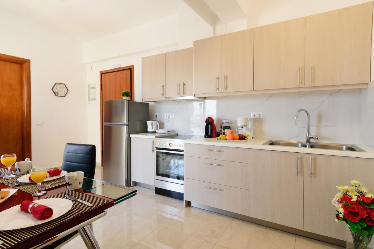 Luxury Lake View Center House Агиос-Николаос Экстерьер фото